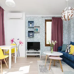 https://the-cozy-apartment.sunnybeach-hotels.org