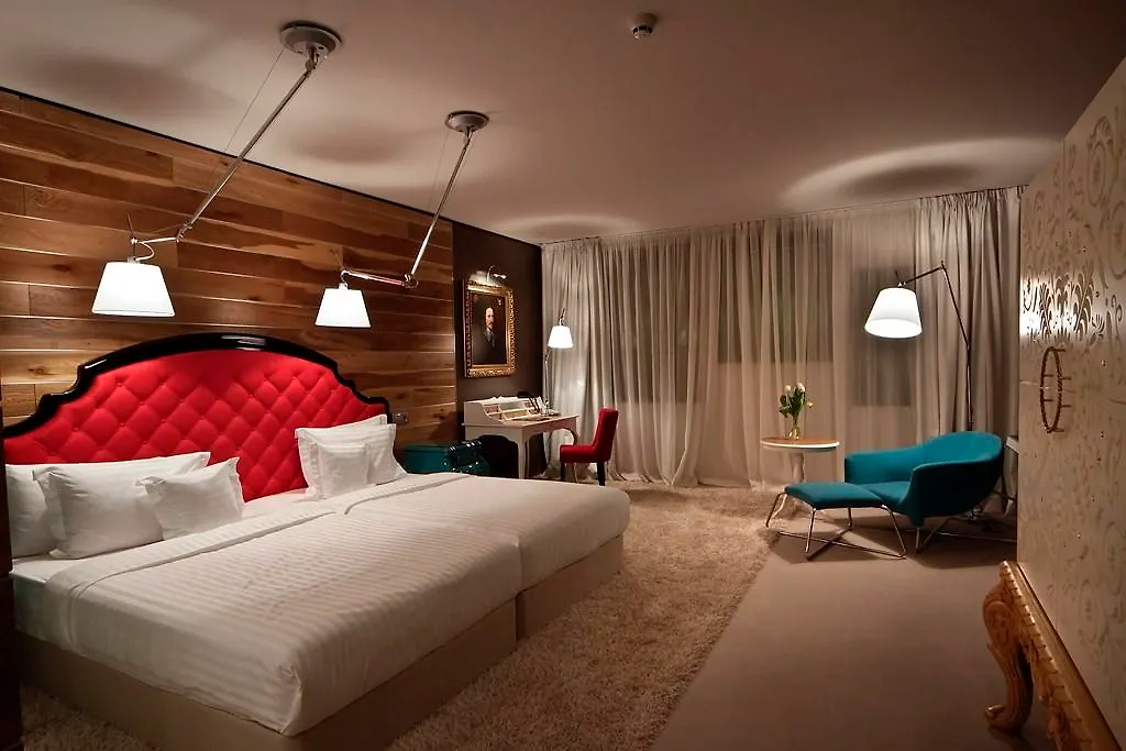 Graffit Gallery Design Hotel Varna